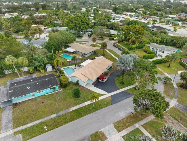 Building Photo - 1257 NW 5th St