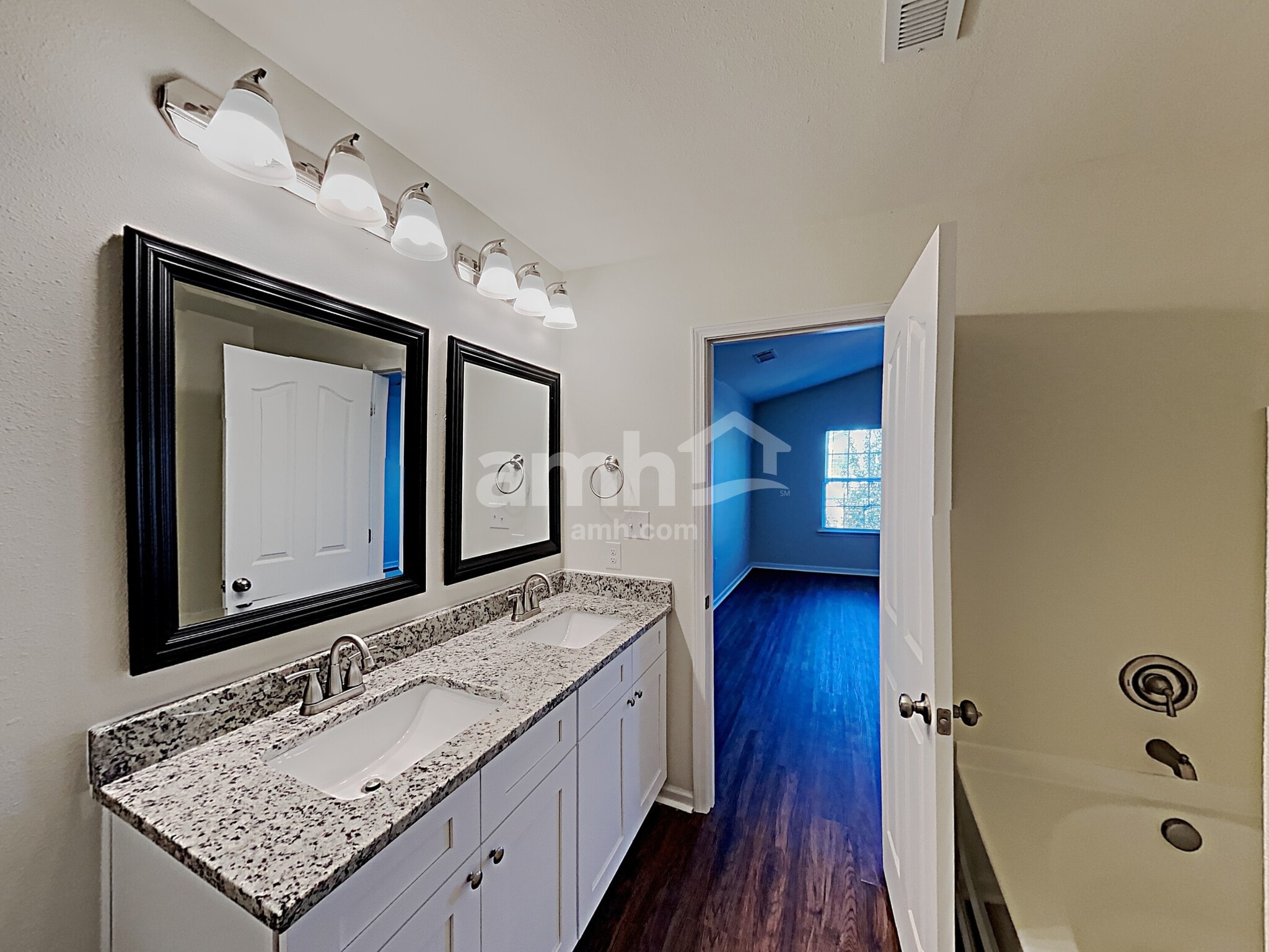 Building Photo - 4905 Manchineel Ln