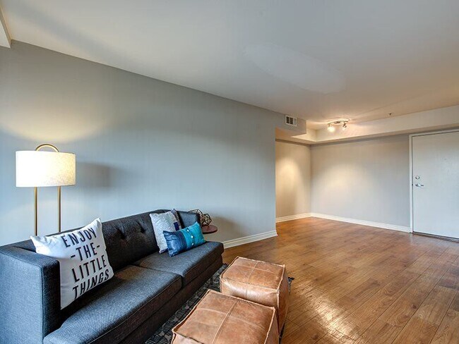 Building Photo - Vue at Laurel Canyon