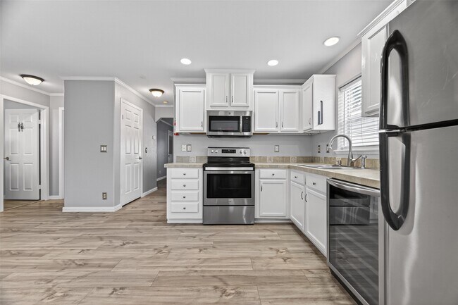 Building Photo - 21447 Sweet Grass Ln