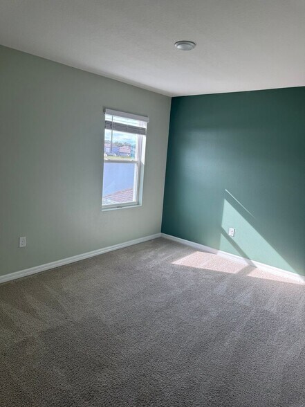 Building Photo - 4207 Looking Glass Pl