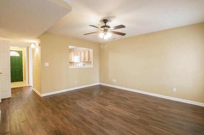 Building Photo - 2107-1 Ringgold Ct