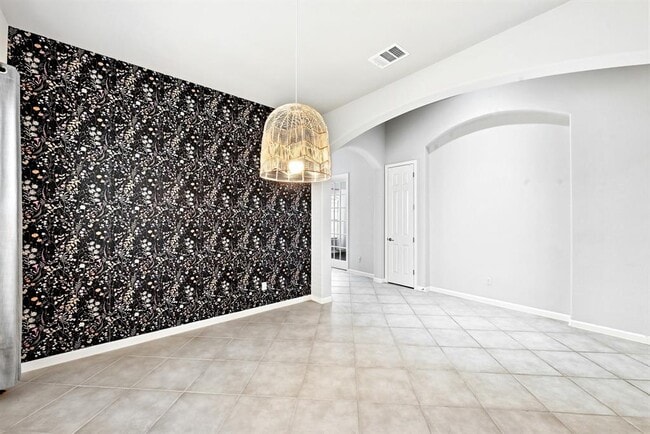 Building Photo - 1611 Rimstone Dr