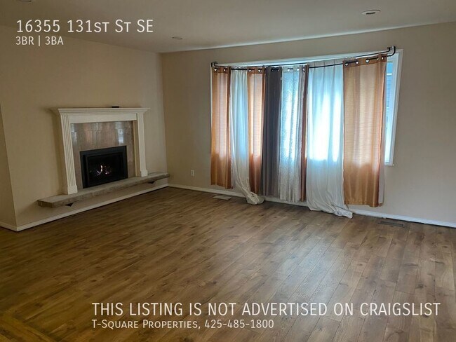 Building Photo - Unique 3 Bedroom Home with Daylight Baseme...