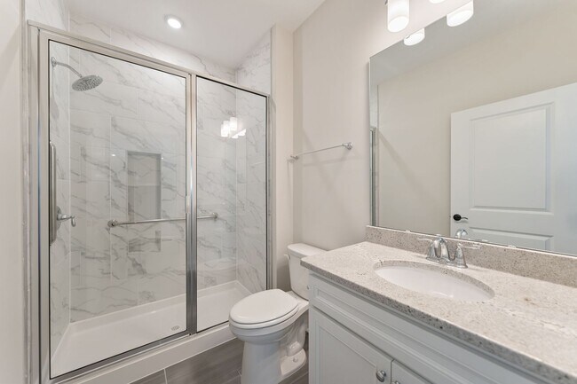 Building Photo - 55+ Del Webb community in Fuquay Varina with tons of amenities! -Available Now!