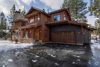 Building Photo - 10247 Valmont Trail