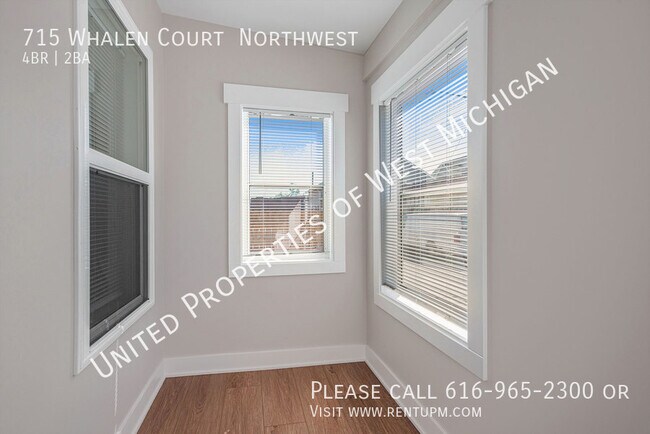 Building Photo - Available Now | 4 Bedroom 2 Bath Single Fa...