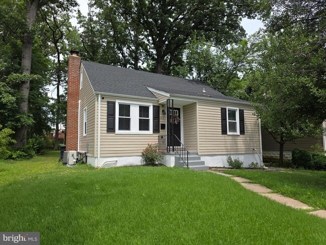 Primary Photo - 3302 Orlando Ave