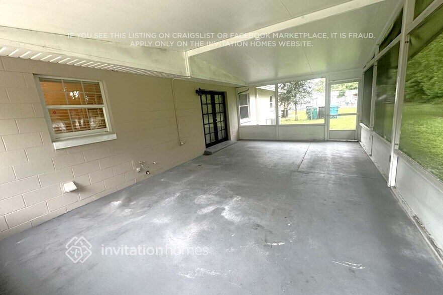 Building Photo - 5183 Lanette St