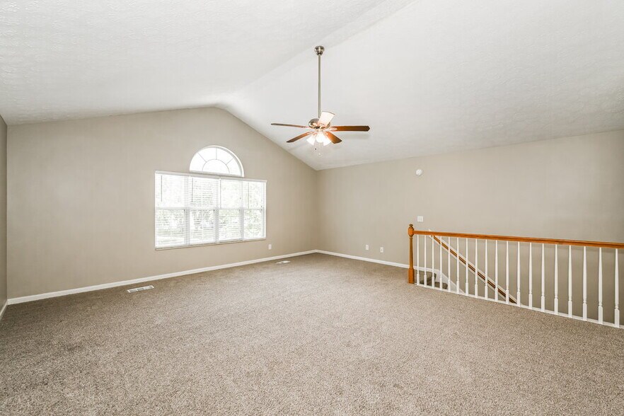 Building Photo - 207 Fairfield Dr