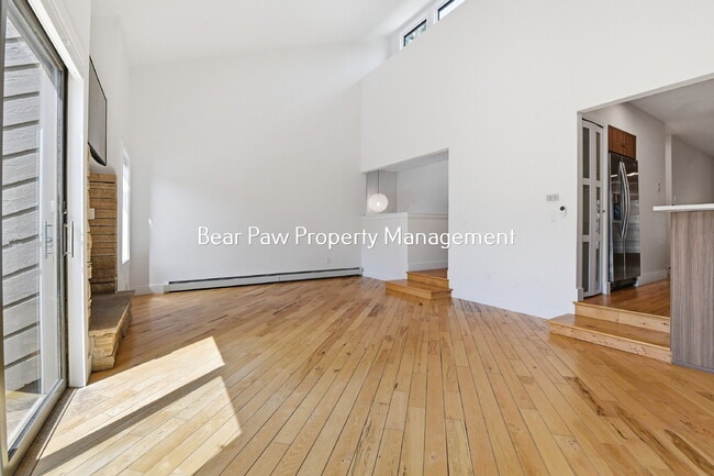 Building Photo - "Charming North  Evergreen Townhouse" "