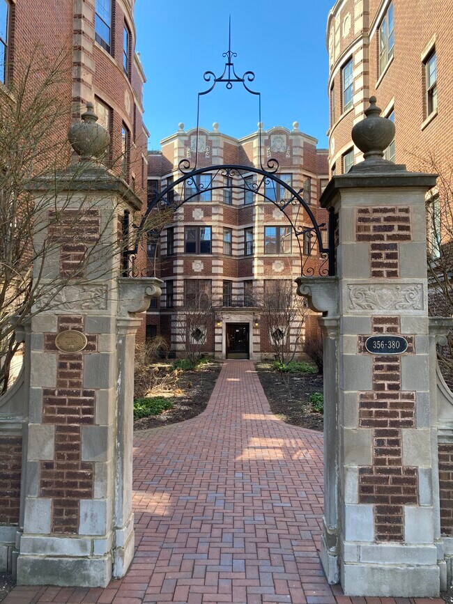 Primary Photo - 360 Ridge Ave