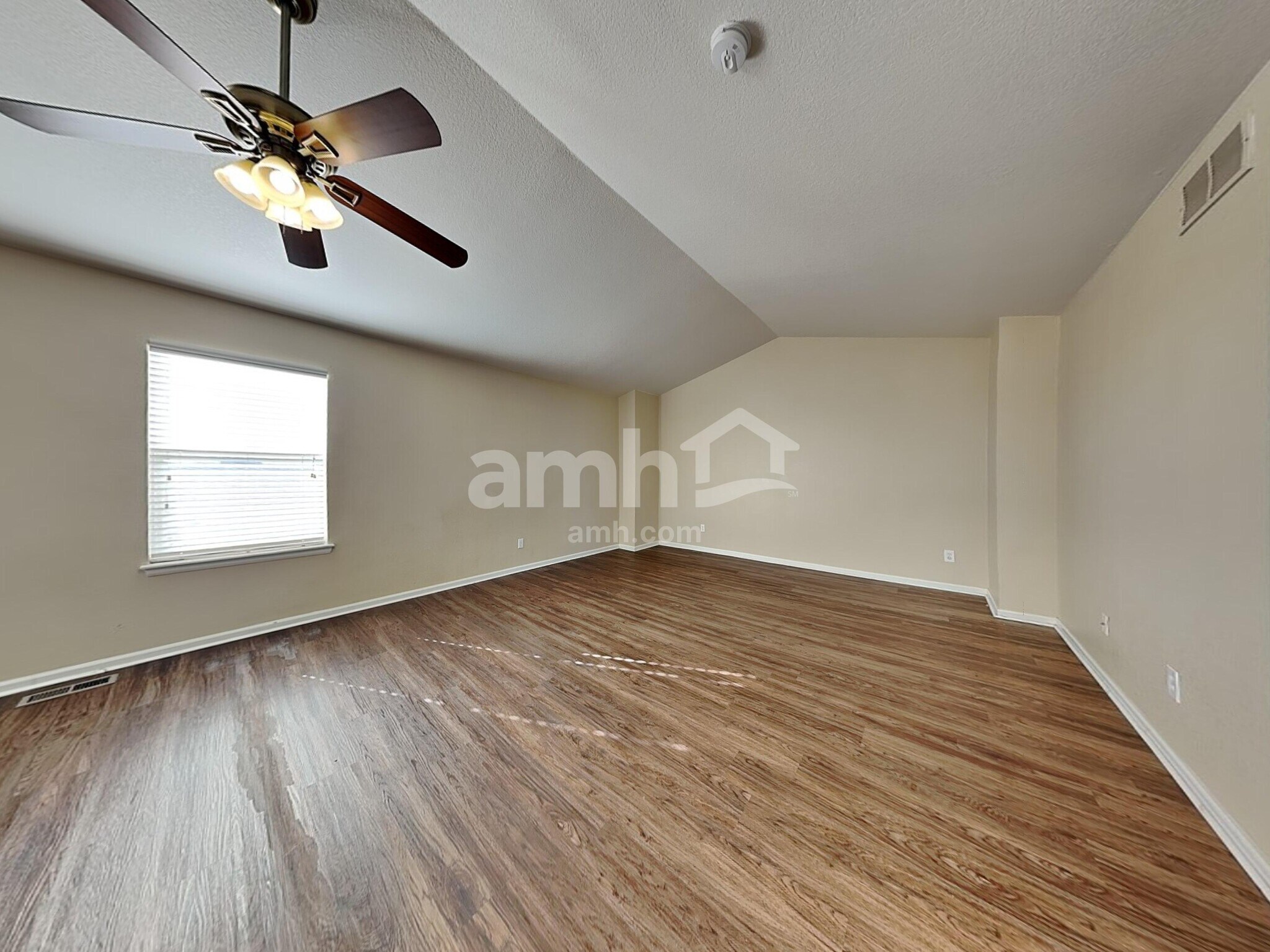 Building Photo - 4564 MT Princeton St