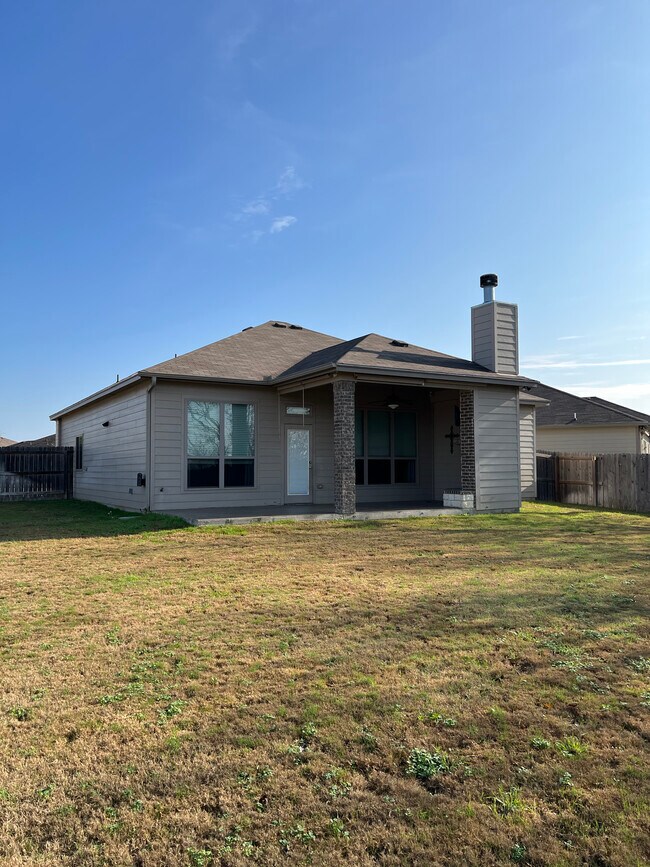 Building Photo - 8119 Redbrush