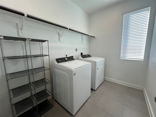 Building Photo - 2611 Colorado Crk Dr