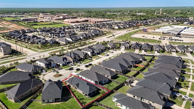 Building Photo - 6027 Painted Plains Ln