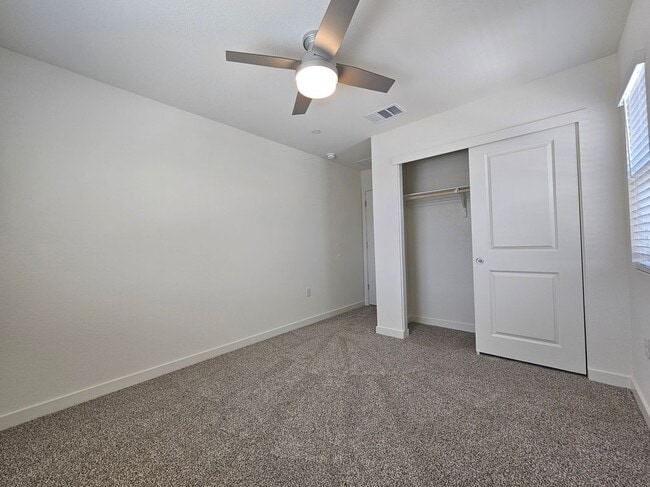 Building Photo - 8296 Whippersnapper Way