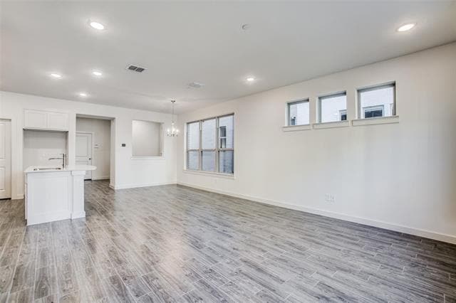 Building Photo - 1420 Navasota Trail