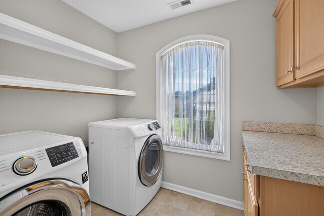 Building Photo - 22361 Moss Creek Cir