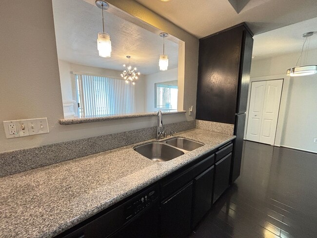 Building Photo - West Lancaster Condo In  Gated Community Near A.V College