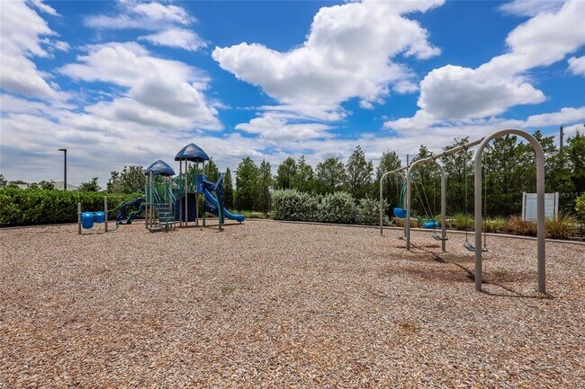 Building Photo - 8011 Anthirium Lp