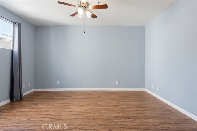 Building Photo - 5350 White Oak Ave