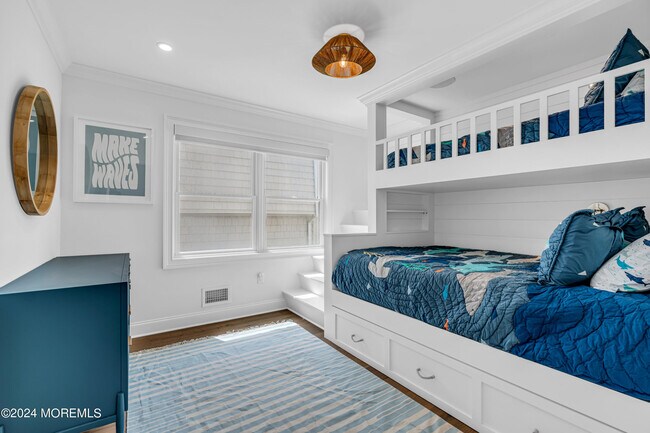 Building Photo - 3574 Ocean Terrace