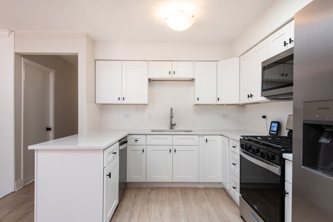 Building Photo - 13040 W Tanglewood Cir
