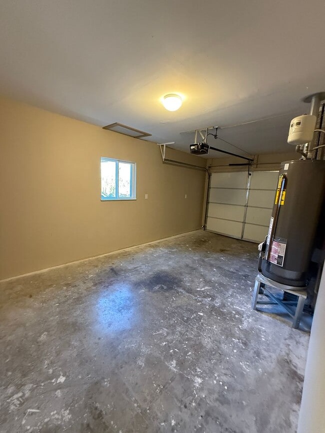 Building Photo - 2 Bedroom, 1 Bath Home in Prescott!