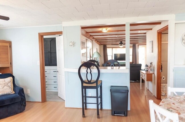 Building Photo - 226 Ocean Blvd