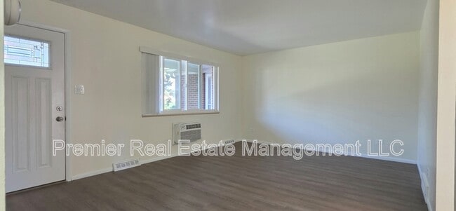 Building Photo - 4477 E Jewell Ave