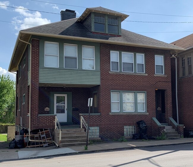 Primary Photo - 644 W Pittsburgh St