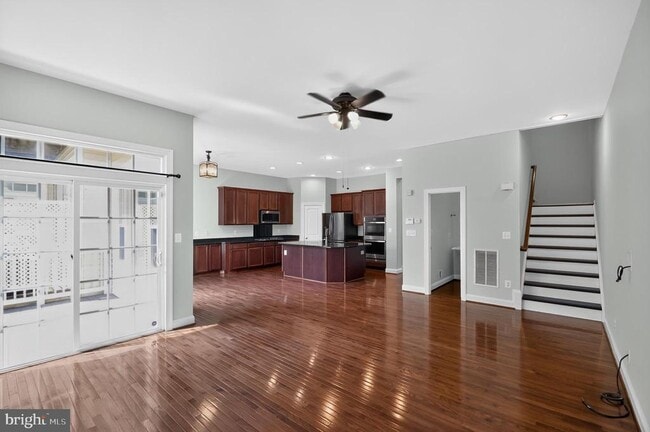 Building Photo - 43278 Sunderleigh Square