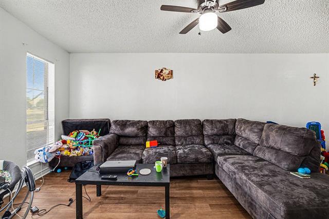 Building Photo - 7700 Mary Dr