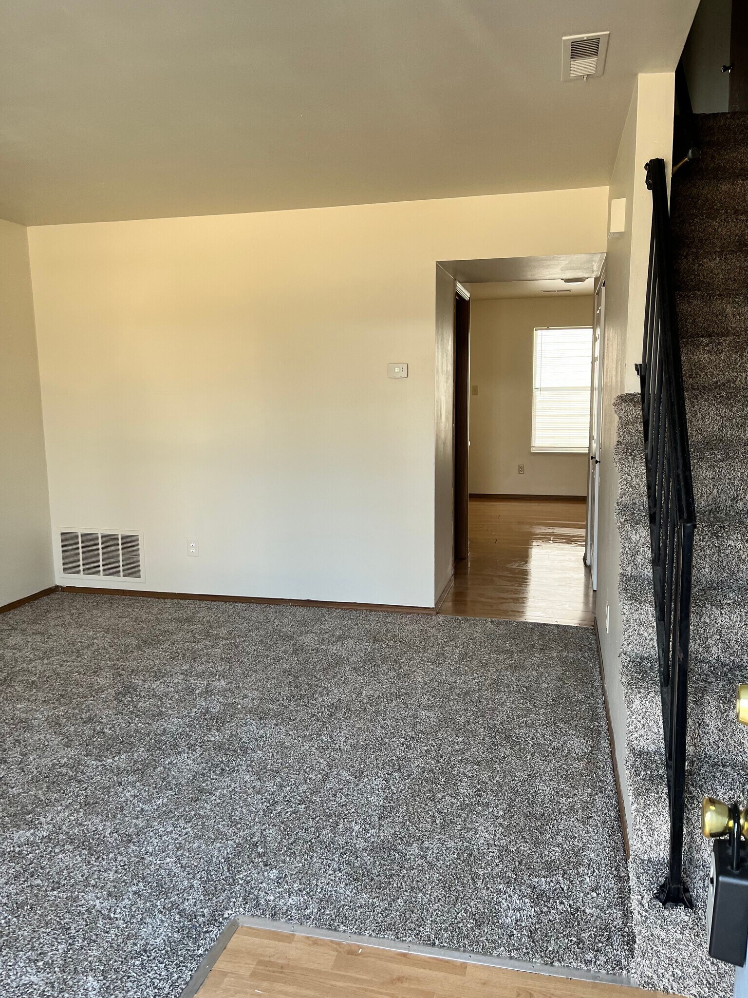 Building Photo - 1210 W Main St