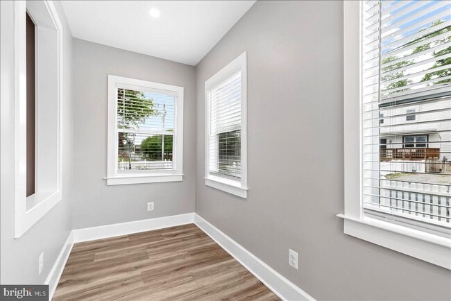 Building Photo - 1621 Bentley Rd