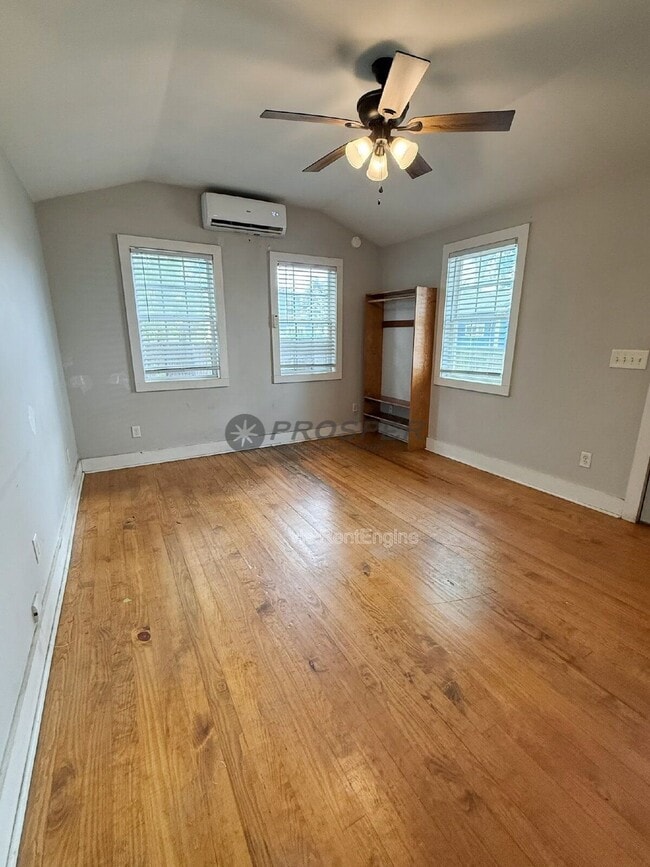 Building Photo - 53 Cypress St