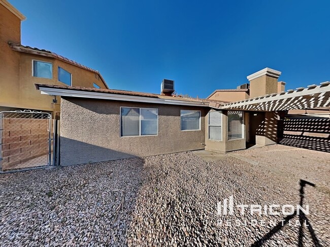 Building Photo - 6119 Bing Cherry Dr