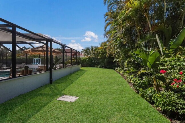 Building Photo - 567 Bird Key Dr