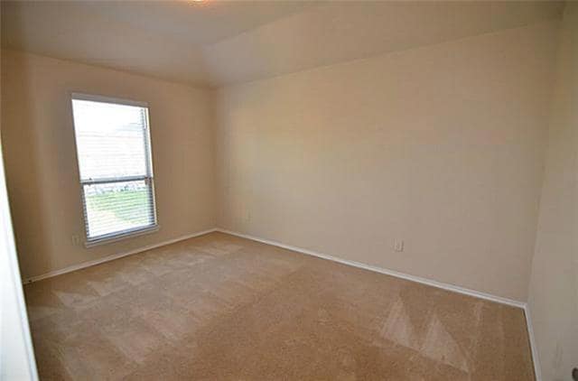 Building Photo - 440 Sandy Ln