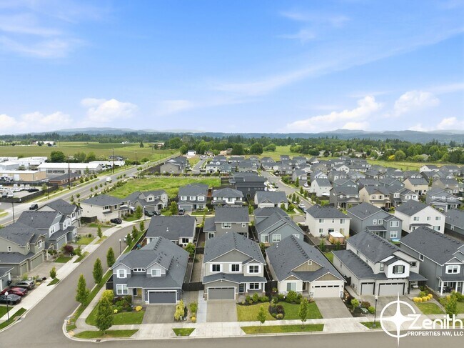 Building Photo - 8524 N 1st St