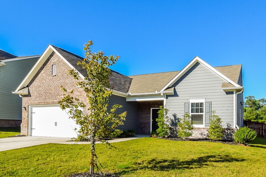 Building Photo - 3939 Kendrick Cir