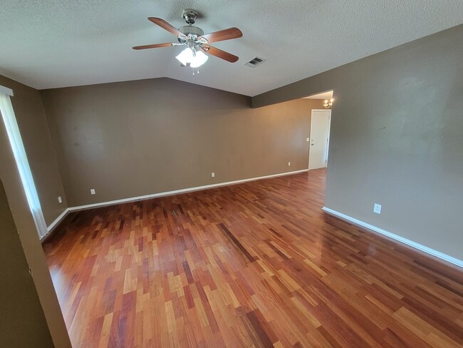 Building Photo - 2805 Braswell St