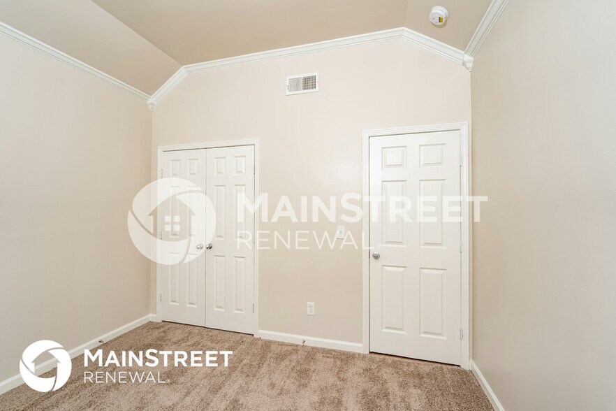 Building Photo - 270 Fox Run Cir