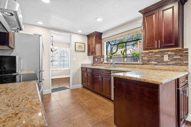 Building Photo - 58 Palmwell Way