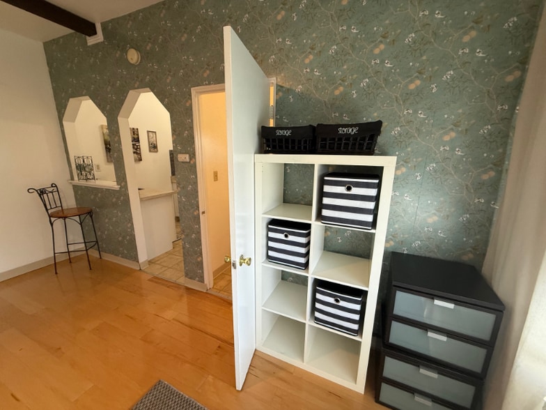 Building Photo - 192 Lubeck Rd