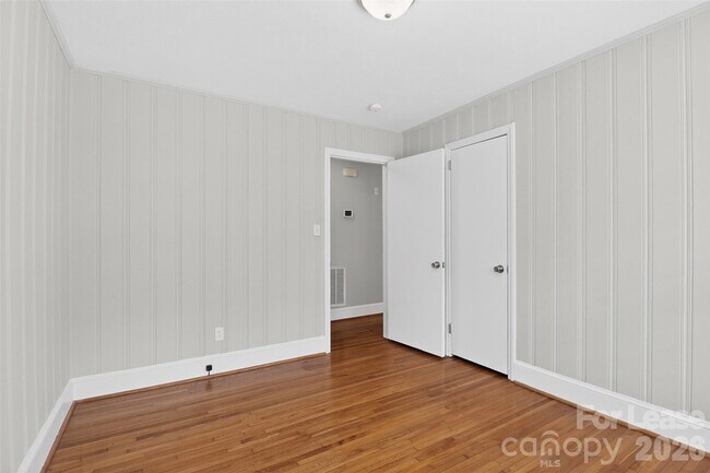 Building Photo - 2309 Lanier Ave