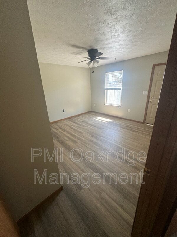 Building Photo - 763 Campbell Rd