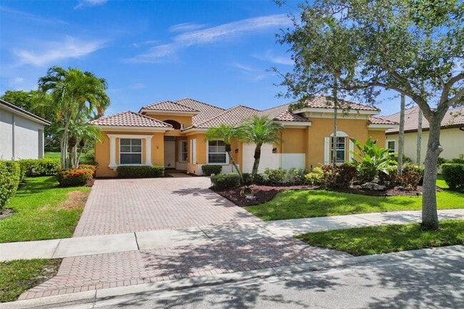 Building Photo - 11445 NW 75th Manor