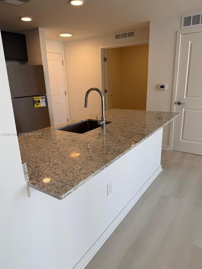 Building Photo - 5563 Millennia Park Dr